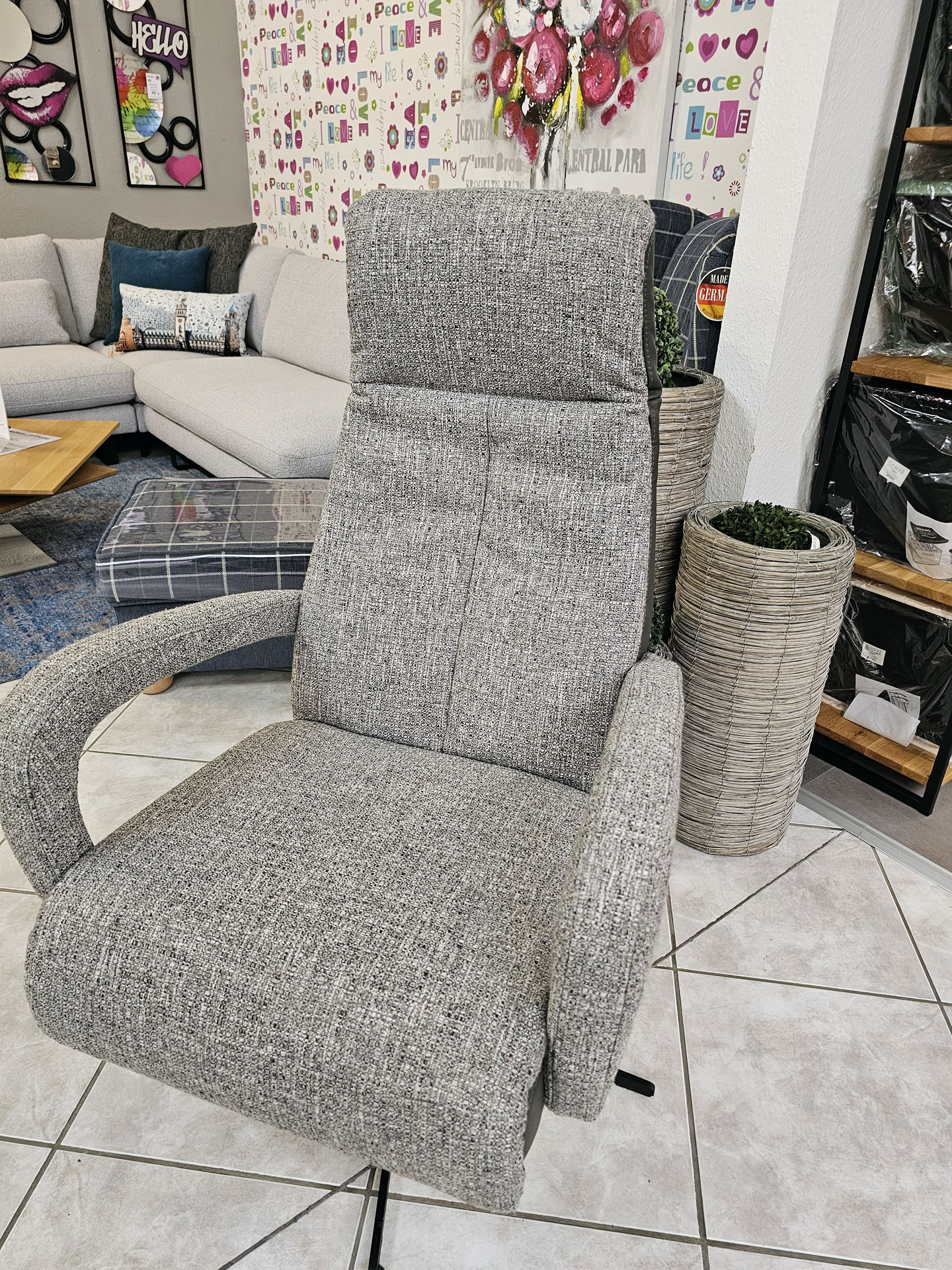 DFM Relaxsessel mit Drehhocker Modell Boss